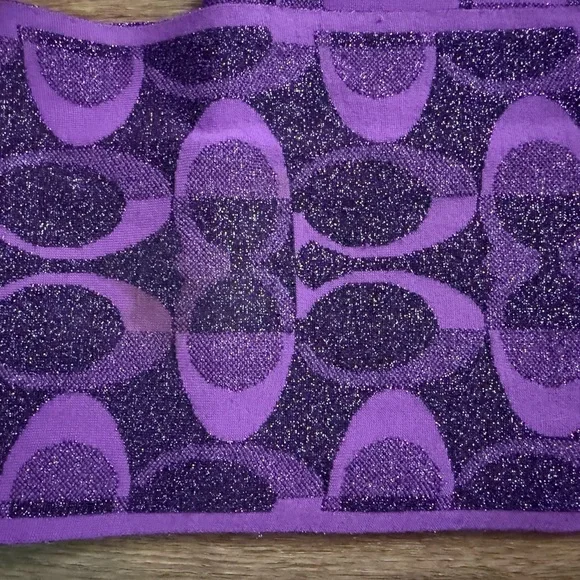 Coach Purple Signature C Knit Scarf with Sparkle and matching leather gloves - Picture 3 of 5